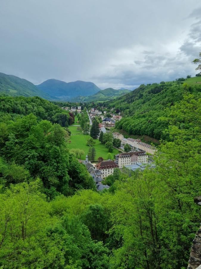 #Bv Le Chateau D'Uriage Saint-Martin-d'Uriage Exterior photo